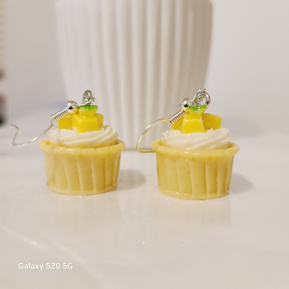Handmade Cute Cupcake Mango Earrings Fun Novelty Foodie Jewelry Gift NEW